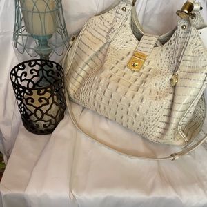 Brahmin Elisa Melbourne